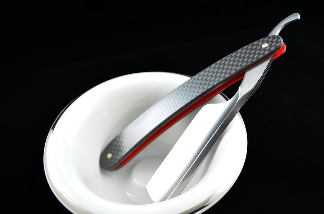 Boker Elite Carbon 6/8 Straight Razor 3.0