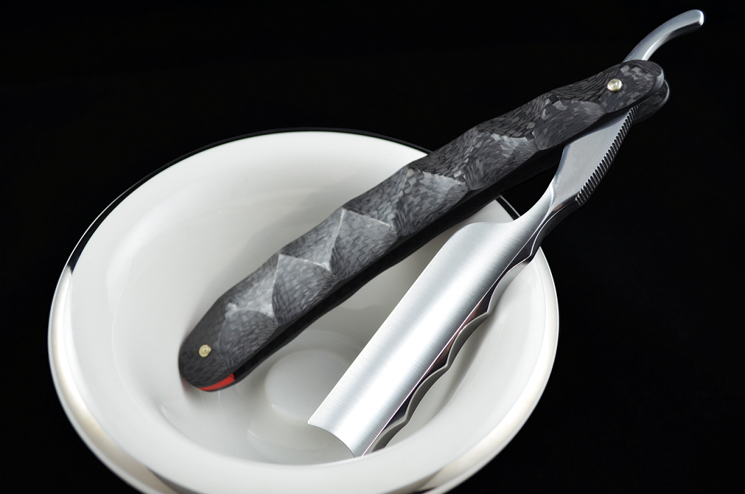 Boker Elite Carbon 6/8 Straight Razor Special Edition 2.0