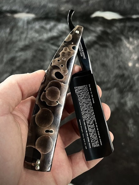 Dovo ARENA LUNA 8/8 Straight Razor