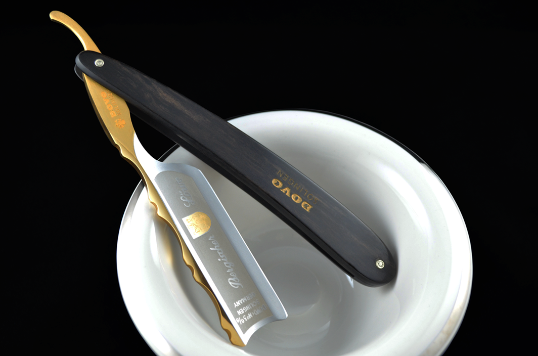 Dovo Bergischer Lowe 6/8 Ebony Wood Straight Razor