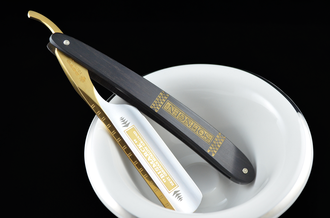 Dovo Bismarck 6/8 Pakkawood Straight Razor