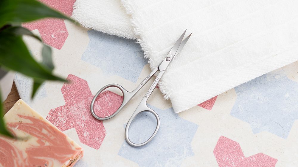 Dovo Stainless Steel Curved Cuticle Scissors