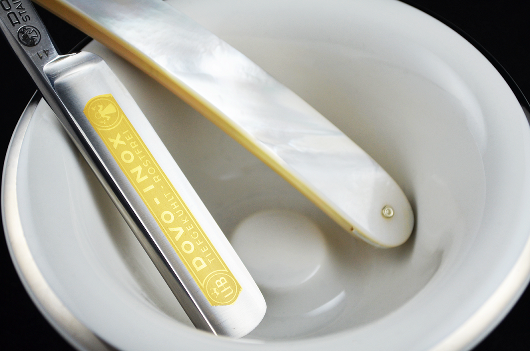 NOS Dovo Inox 5/8 Genuine Mother of Pearl Vintage Straight Razor