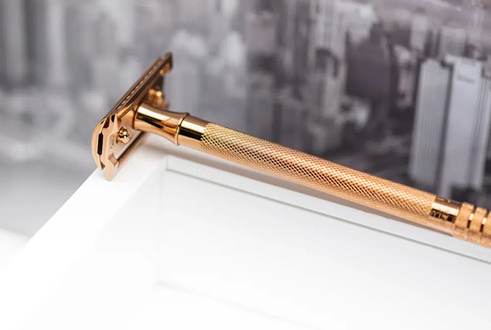 Merkur 24G Extra Long Handle Double Edge Safety Razor Rose Gold with 10 Blades