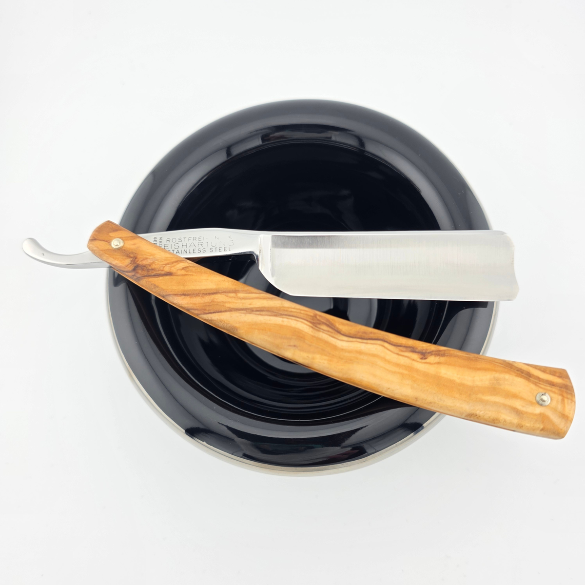 Ralf Aust 6/8 Olivewood Spanish Point Straight Razor