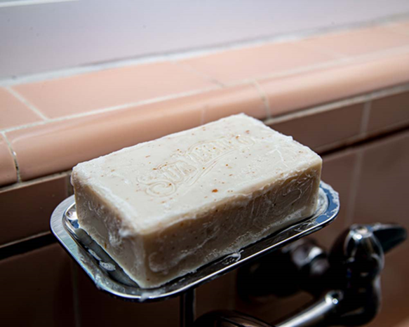 Suavecito Whiskey Bar Body Soap