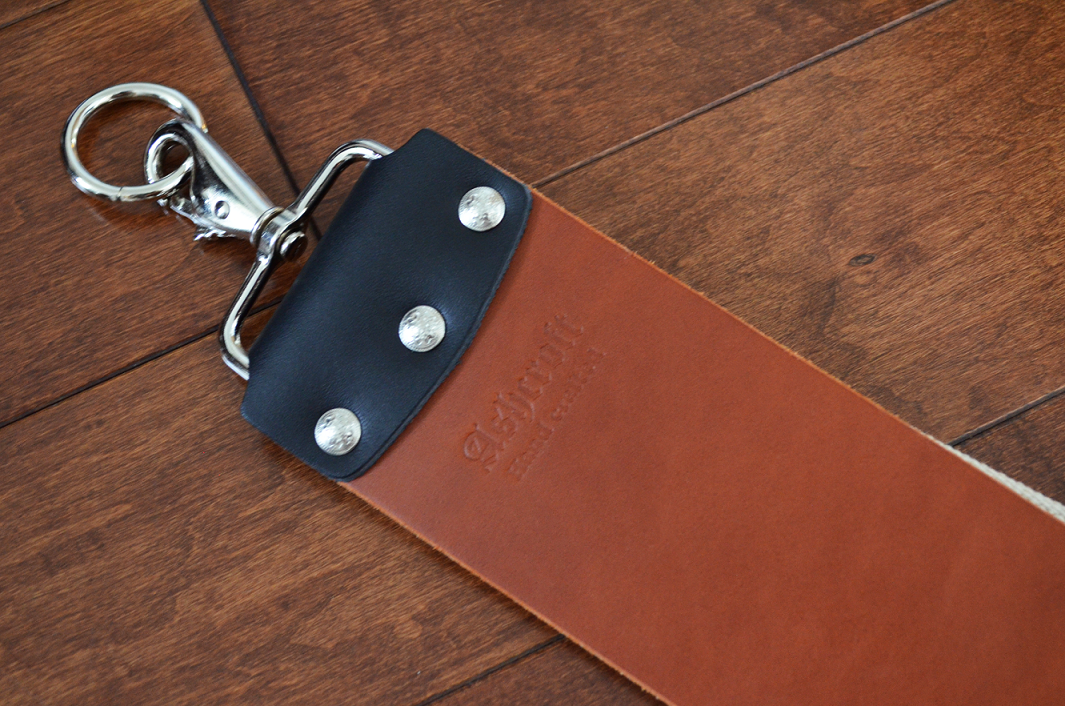 3" English Bridle Chestnut Hanging Strop w/ D-Ring