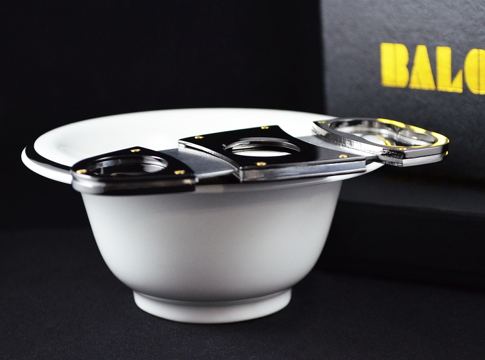 Baloon Three Finger Cigar Cutter