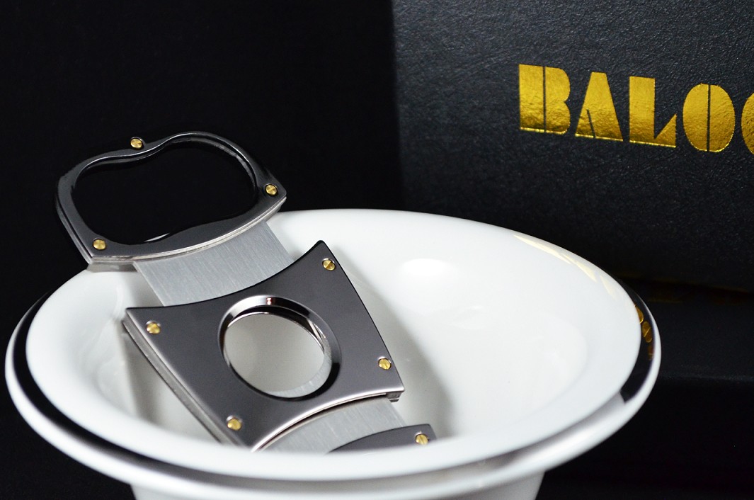 Baloon Three Finger Cigar Cutter