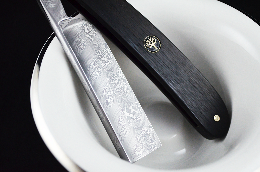 Boker Damascus Ebony 6/8 Straight Razor