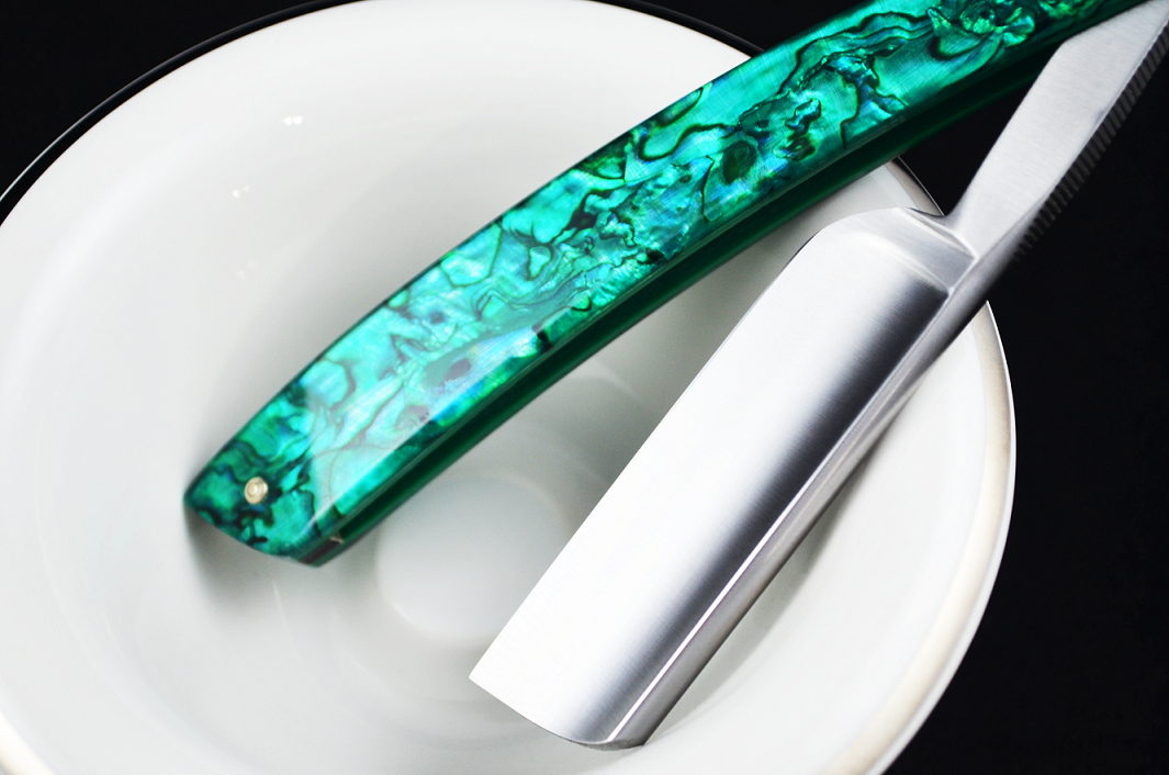 Boker Green Abalone 6/8 French Point Straight Razor