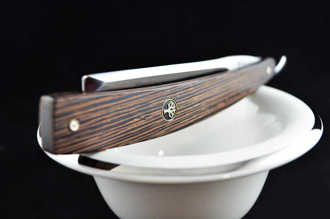 Boker The Celebrated Wenge 6/8 Straight Razor