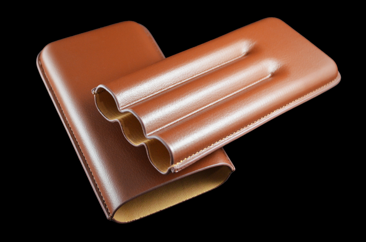 Brown Three-Finger Cigar Case