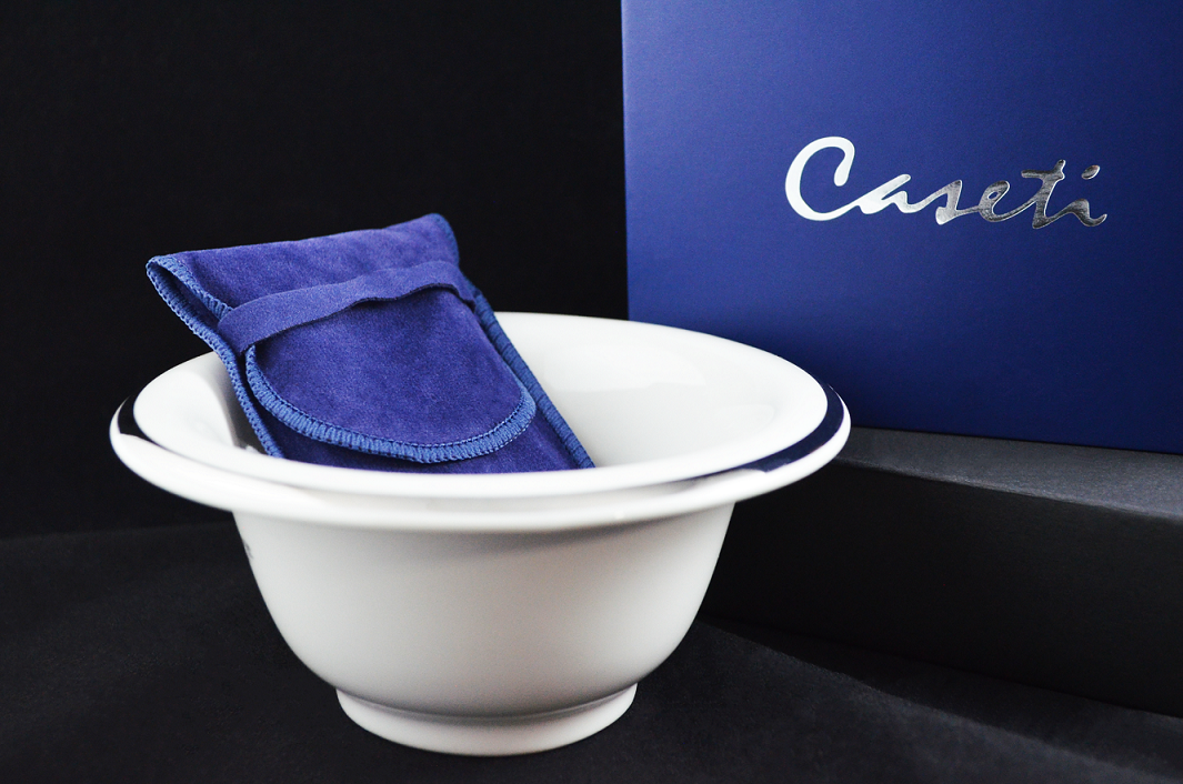 Caseti Deep V Cigar Cutter