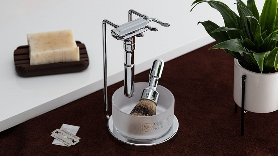 Merkur Futur 4-Piece Double Edge Safety Razor Set, Polished Finish
