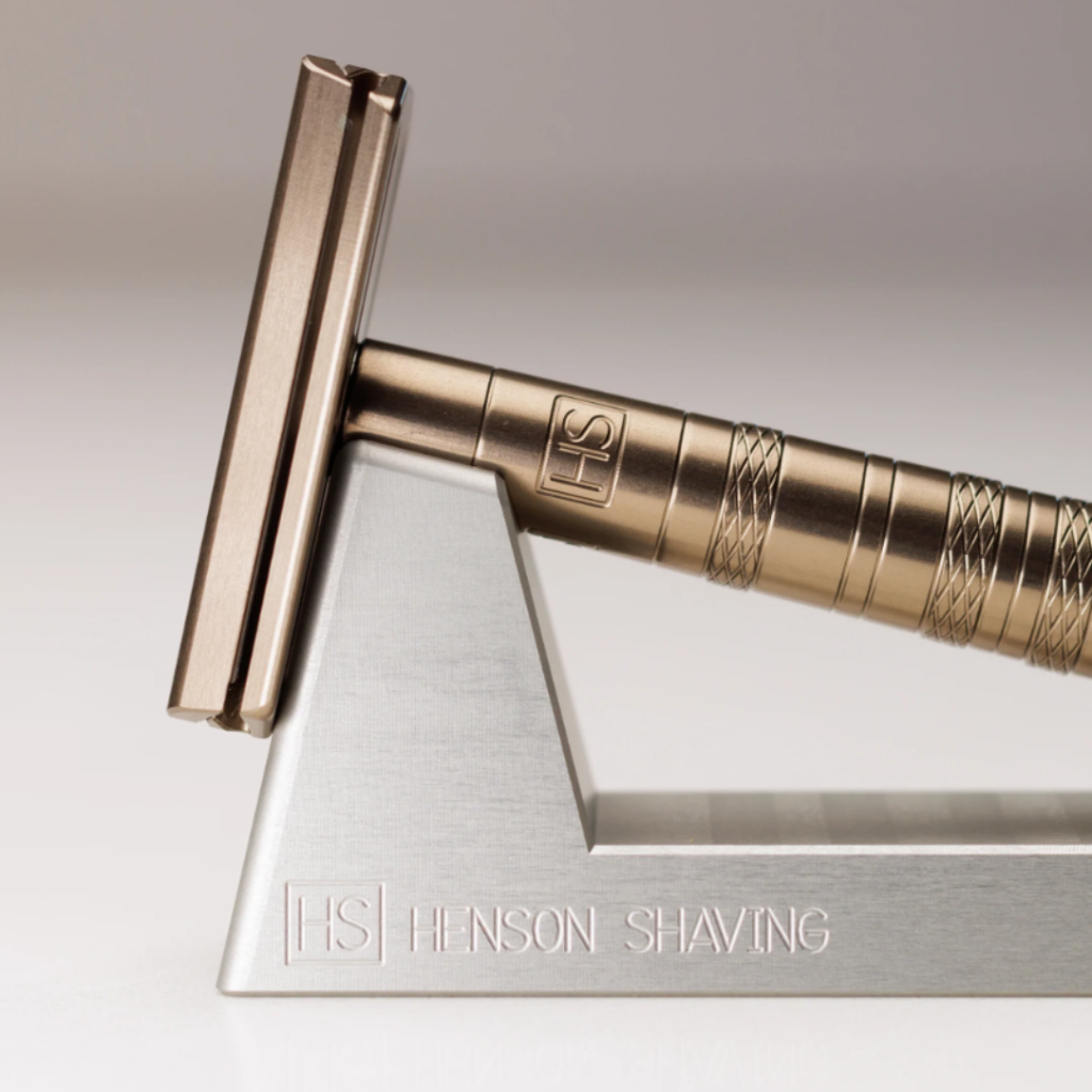 Henson AL13 Medium Safety Razor and Stand Duo Set