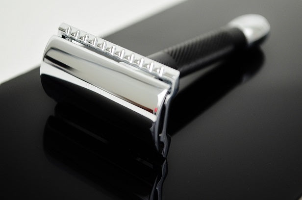 Merkur 30C Black Resin Handle Double Edge Safety Razor