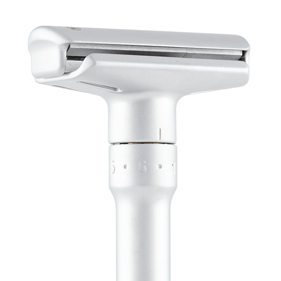 Merkur Futur 700 Adjustable Double Edge Safety Razor, Chrome Plated Satin Finish