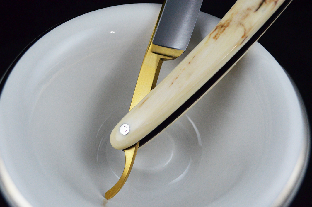 NOS Dovo Genuine Mammoth Tusk Ivory 5/8 Straight Razor