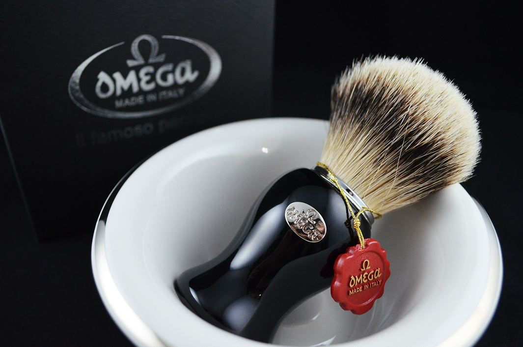 Omega 6613 Silvertip Badger Shaving Brush with Resin Handle