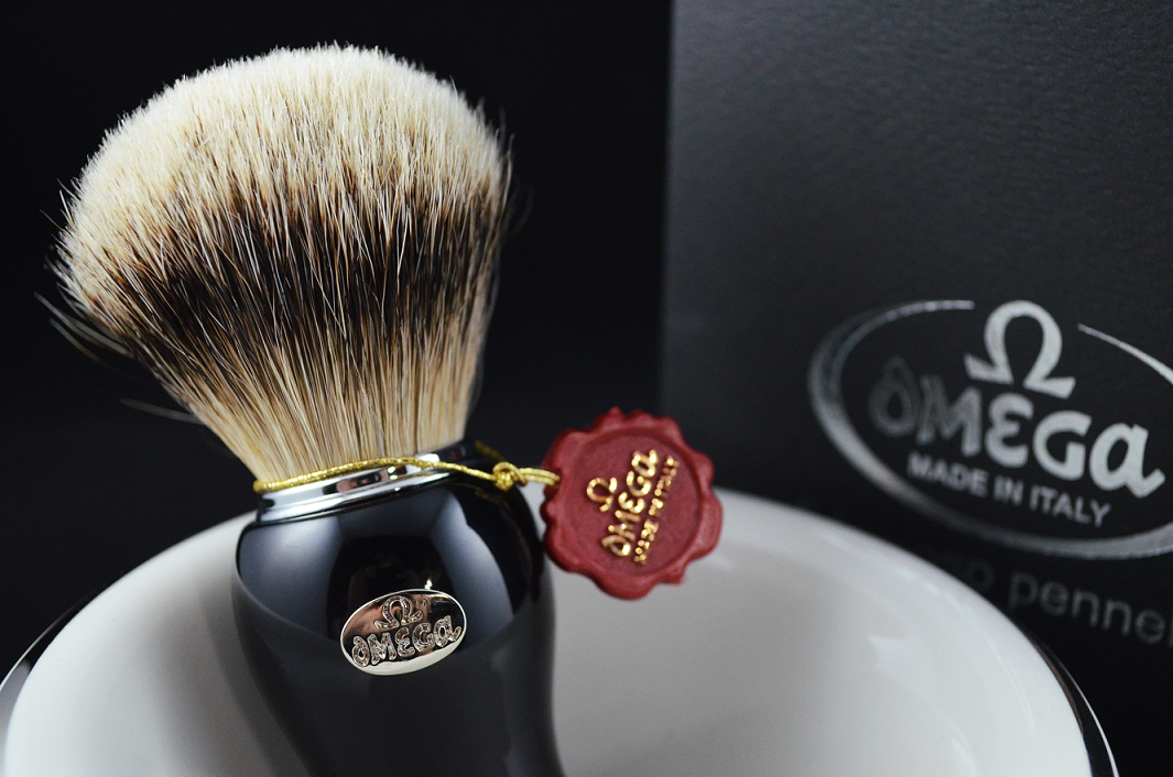 Omega 6613 Silvertip Badger Shaving Brush with Resin Handle