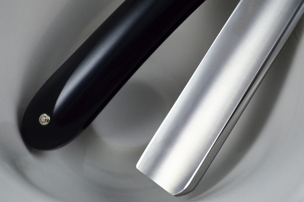 Ralf Aust 5/8 Square Point Straight Razor