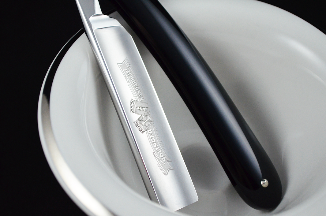 Ralf Aust 5/8 Square Point Straight Razor