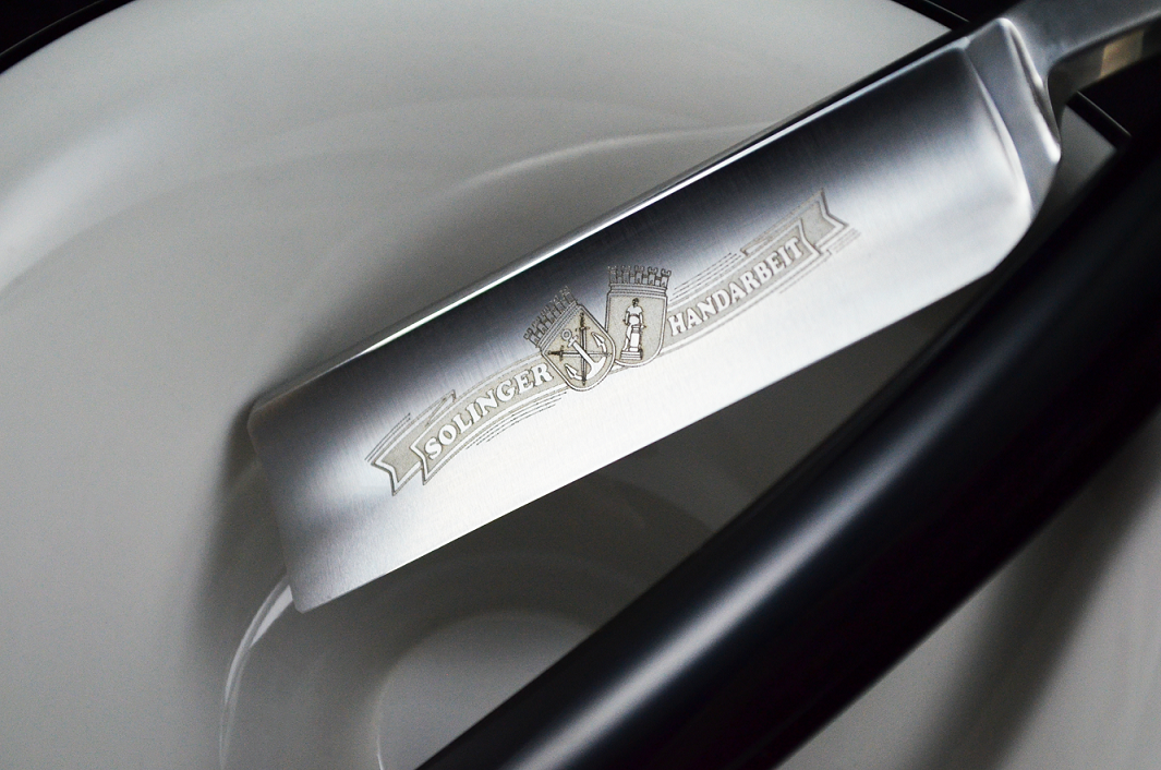 Ralf Aust 6/8 Square Point Straight Razor