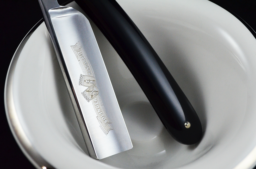 Ralf Aust 6/8 Square Point Straight Razor