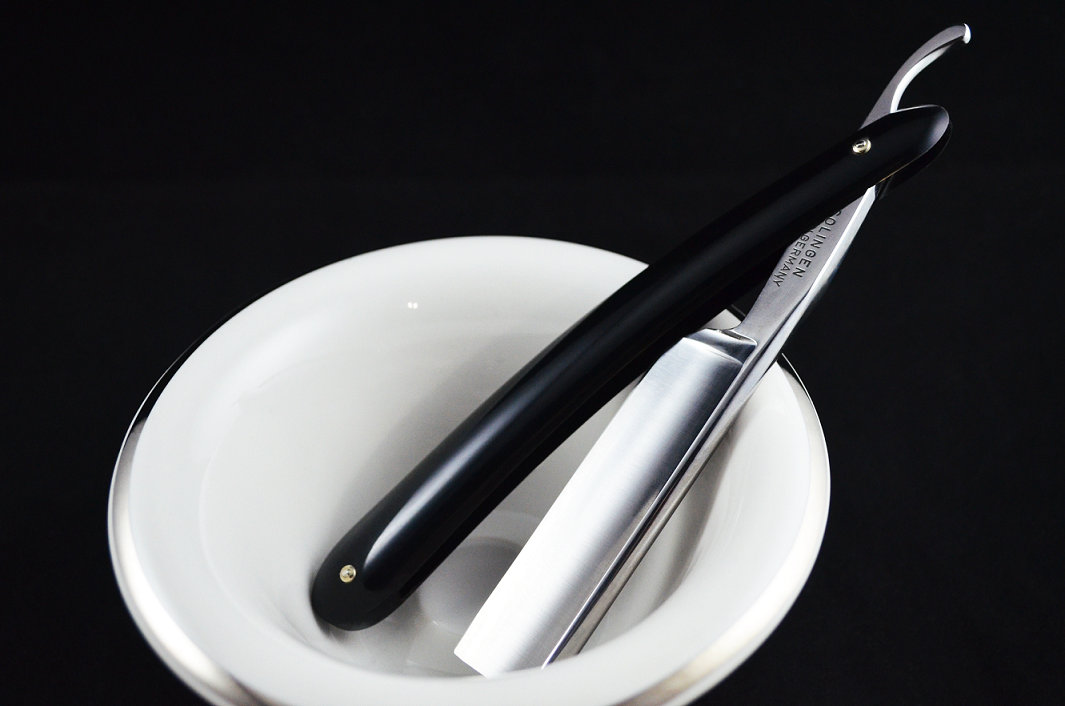 Ralf Aust 6/8 Square Point Straight Razor