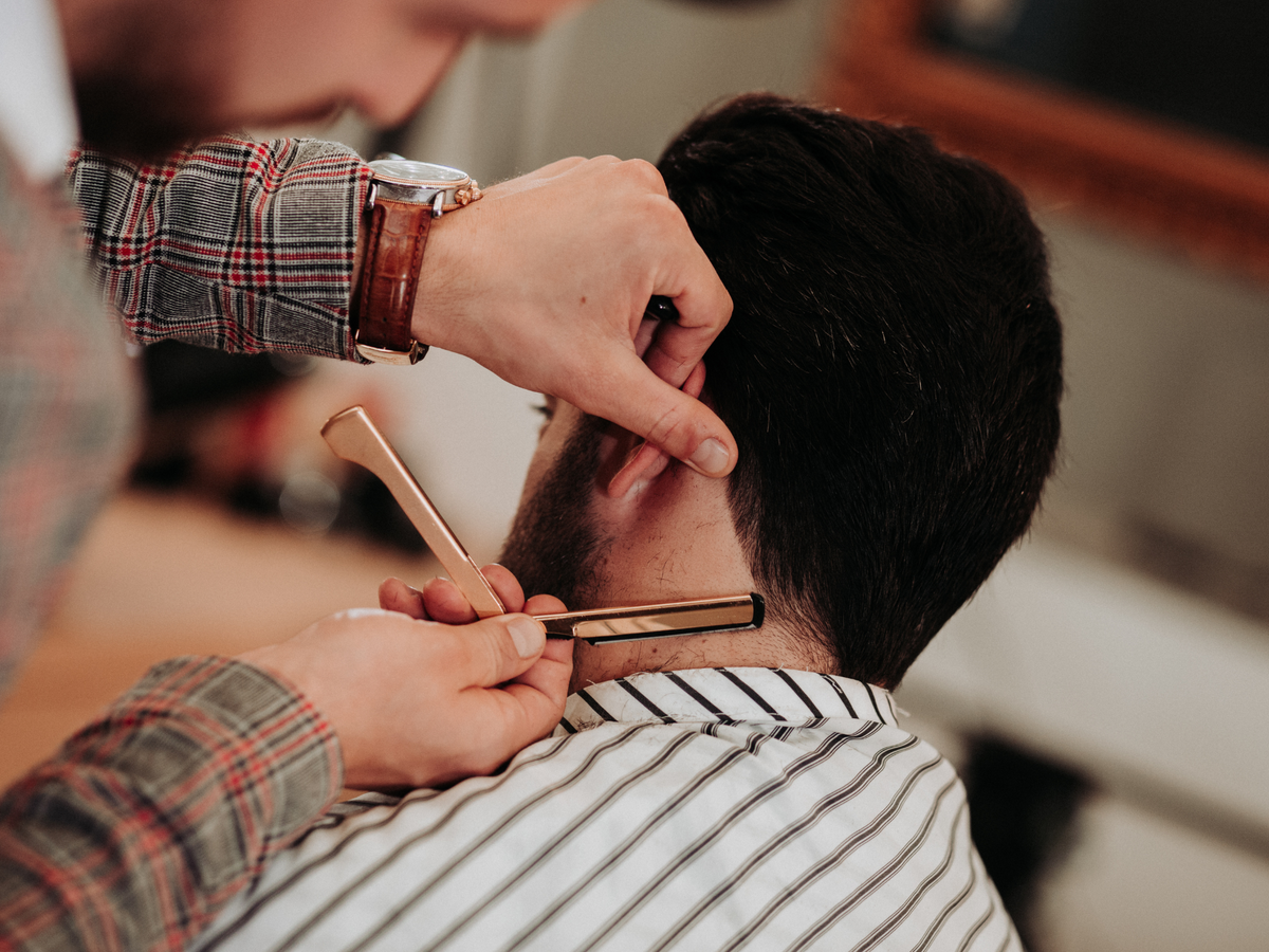 Shaving Store Best Straight Razor Kits for Beginners - The Classic Edge Shaving Store