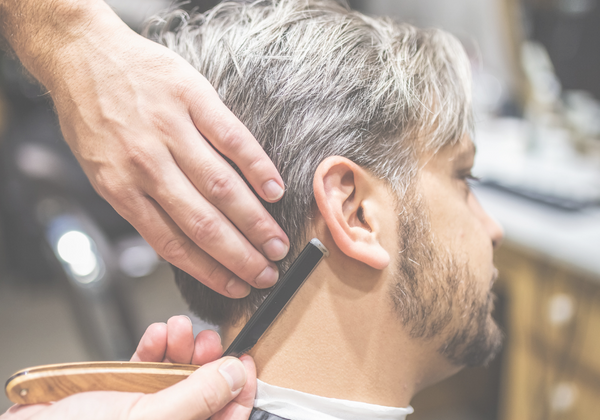 The Straight Edge Razor vs. The Safety Razor: What's the Difference ...