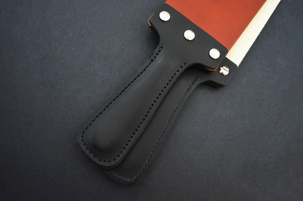 3" English Bridle Chestnut Hanging Strop w/Leather Handle