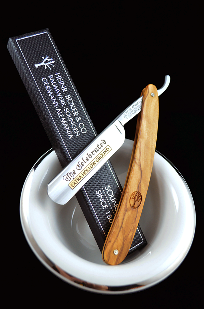 How To Strop a Straight Razor By The Classic Edge Shaving Store 