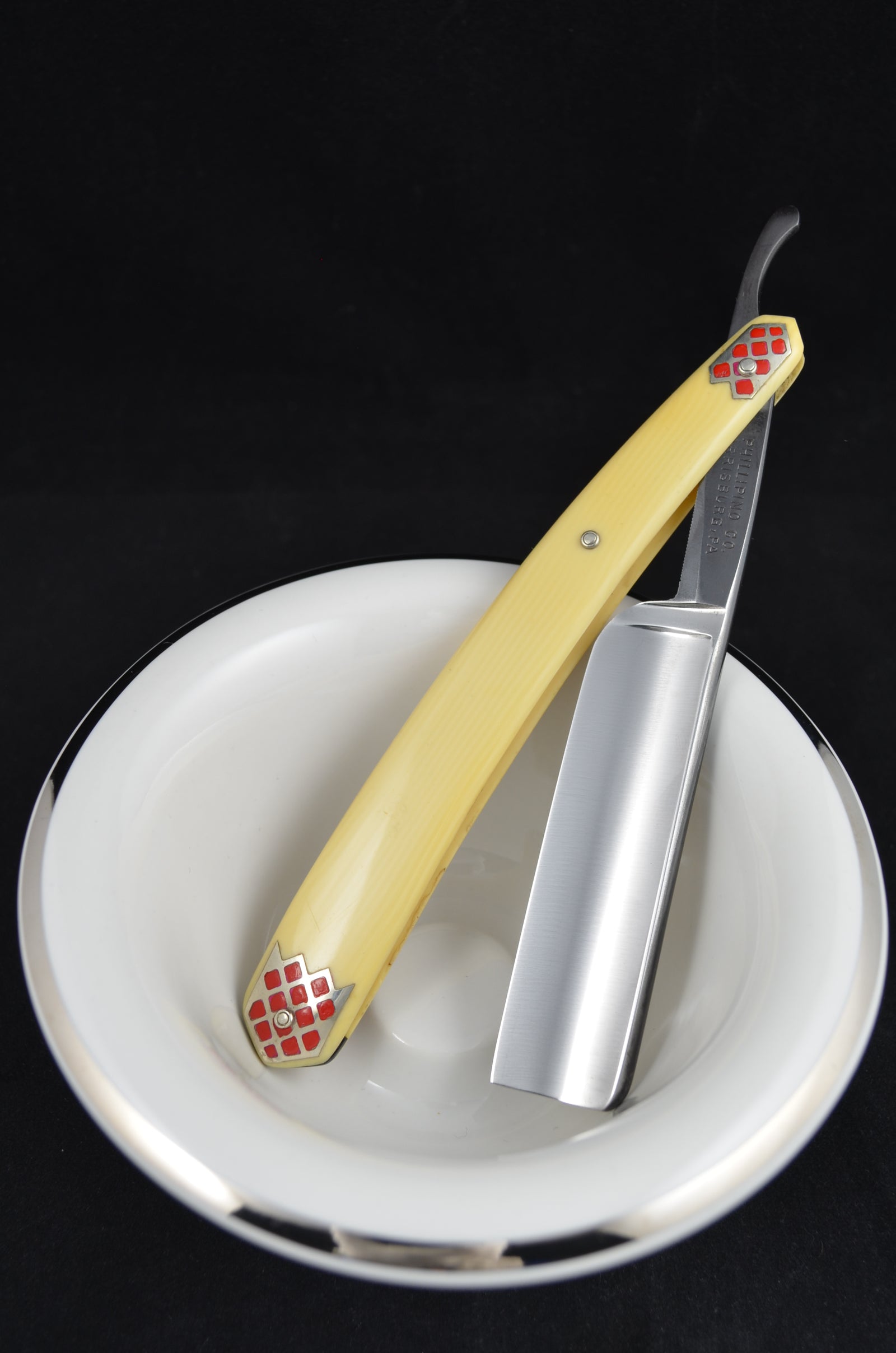 NOS Black Diamond 6/8 Straight Razor