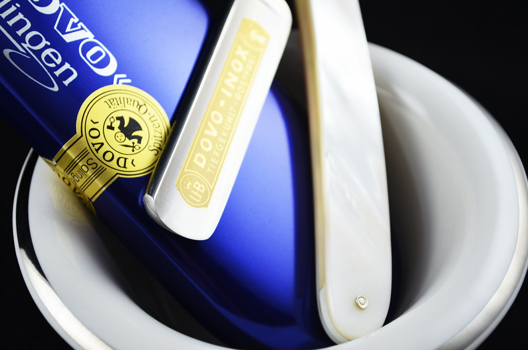 Dovo Inox 5/8 Genuine Mother of Pearl Vintage Straight Razor Rare and beautiful