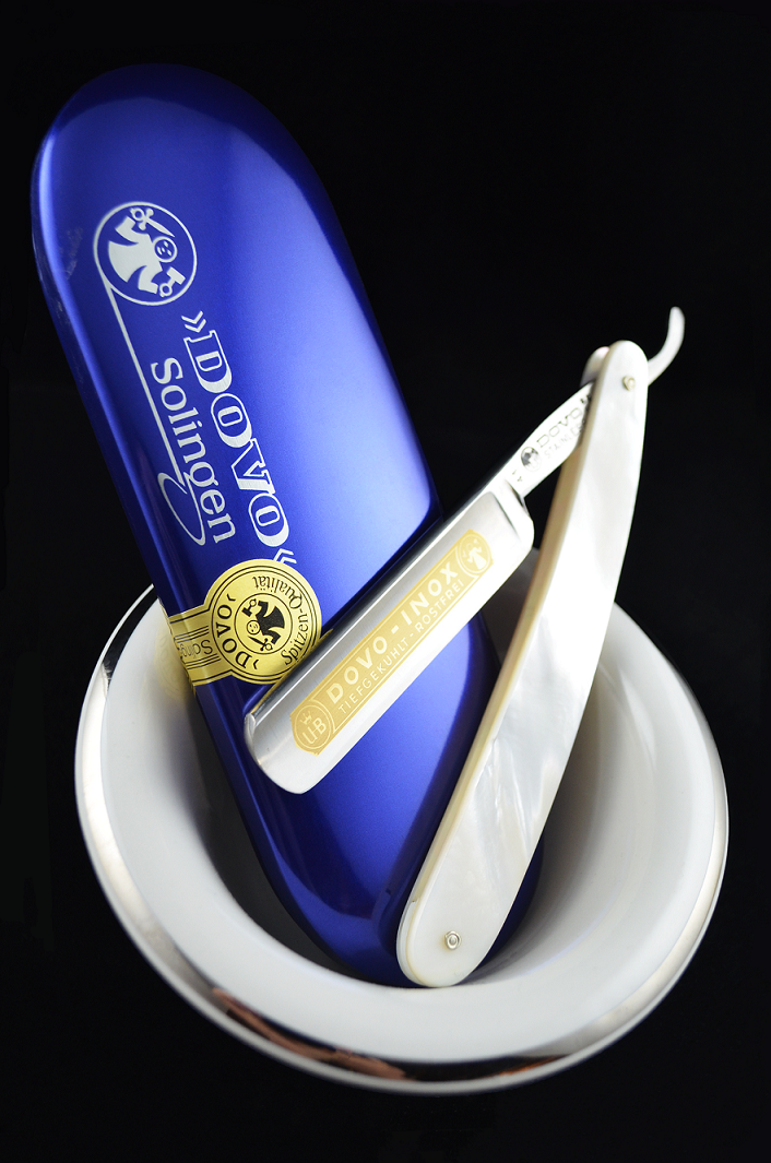 Dovo Inox 5/8 Genuine Mother of Pearl Vintage Straight Razor Rare and beautiful