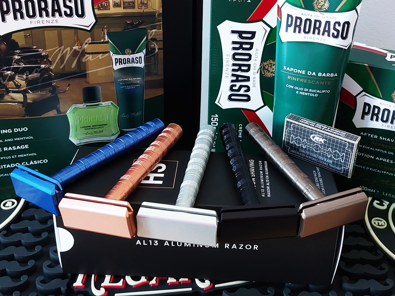 Henson AL13 Proraso 4 Pcs Shaving Gift Set