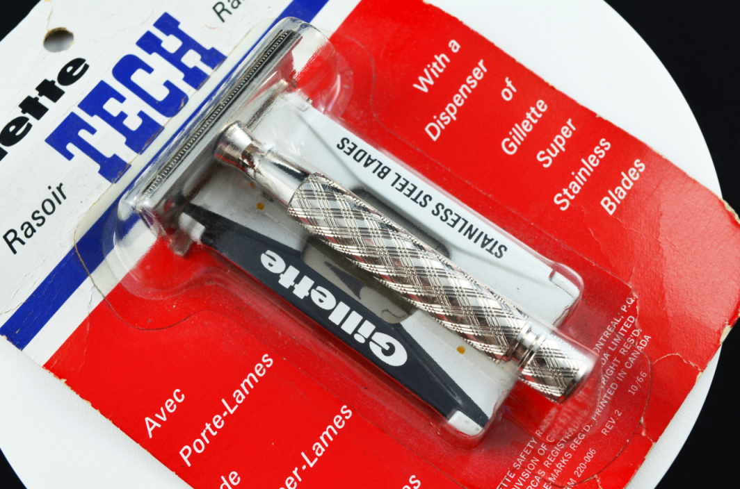 Gillette Tech Safety Razor w/ Super Stainless Blades NOS - The Classic ...