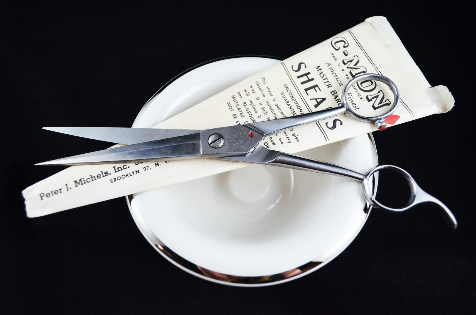 C-Mon Cadillac Scissors NOS Free Shipping