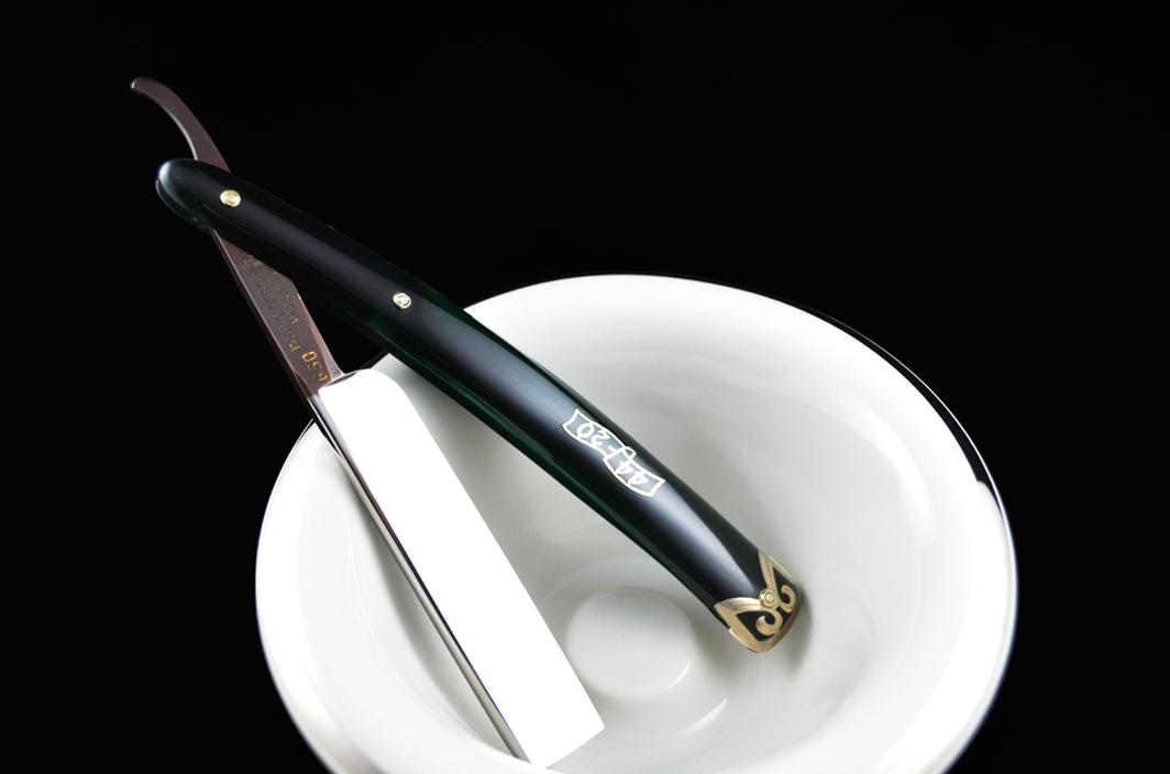 CO. 44-20 9/16 Antique Straight Razor NOS - New Old Stock Antique Straight Razor