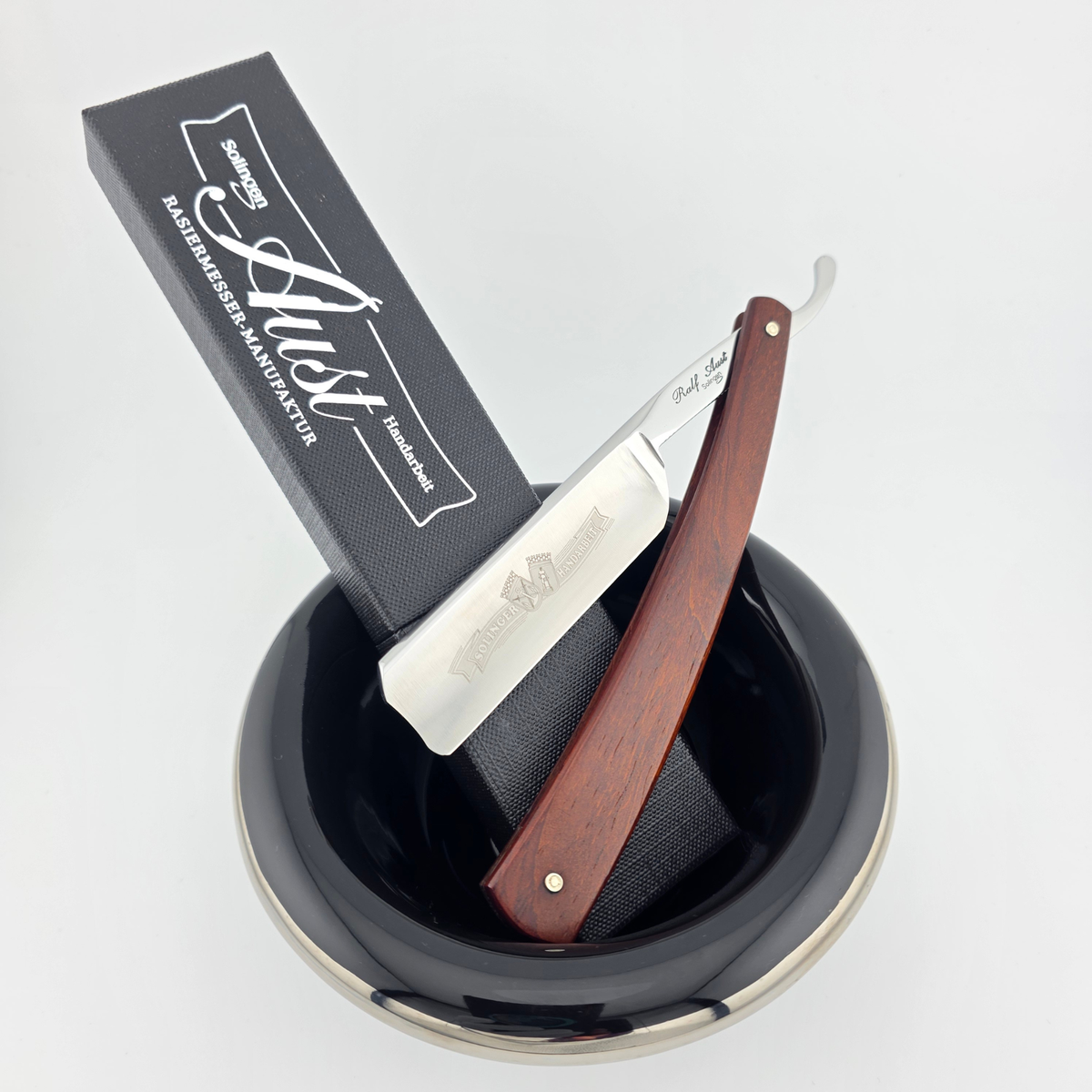 Ralf Aust 6/8 Cocobolo Wood Spanish Point Straight Razor