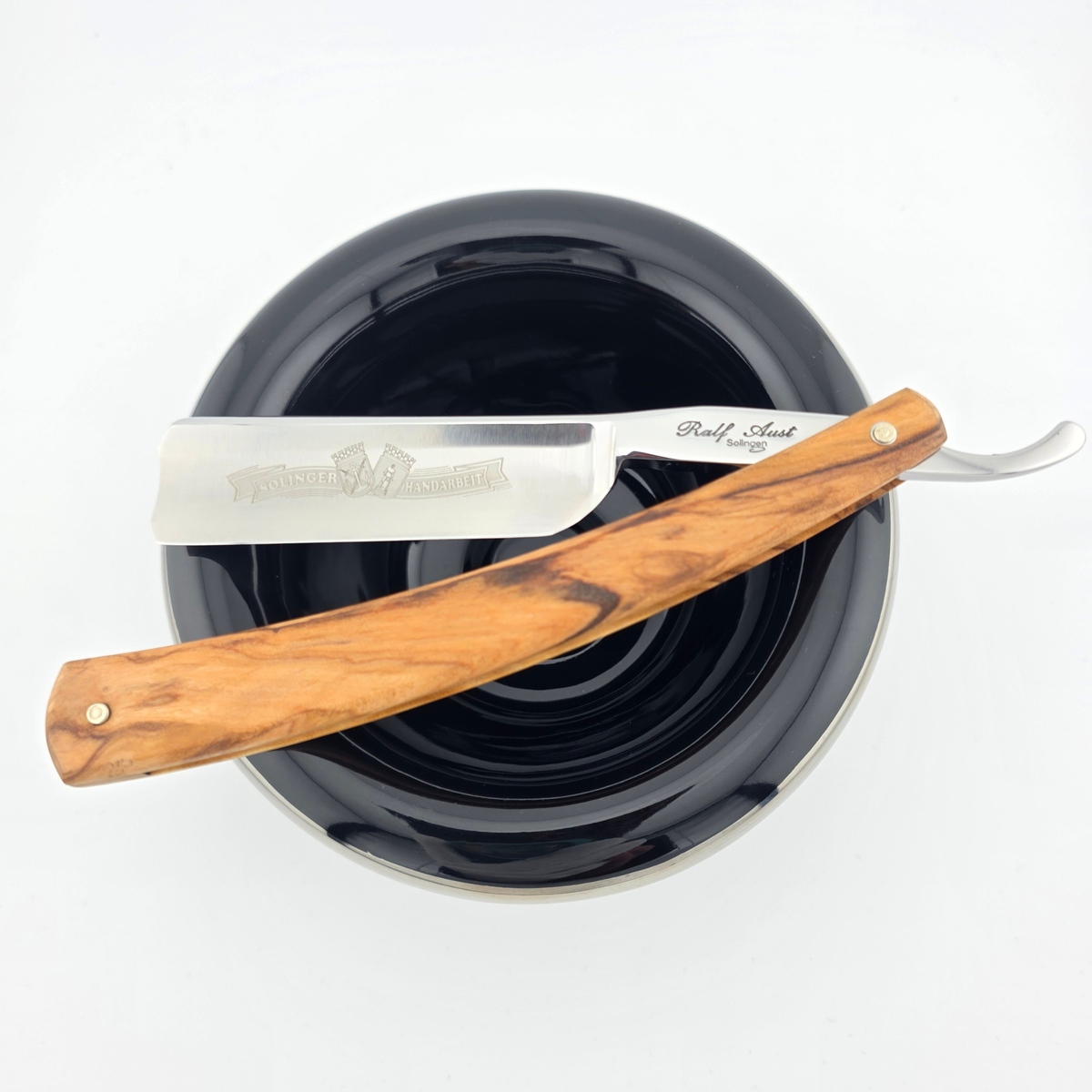 Ralf Aust 6/8 Olivewood Spanish Point Straight Razor