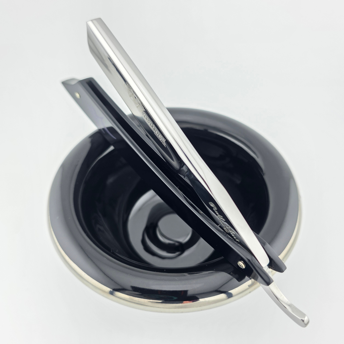 Ralf Aust 7/8 Black Acrylic Round Point Wenge Handle