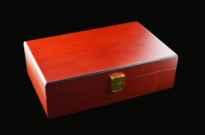Clasp Humidor - Cherry