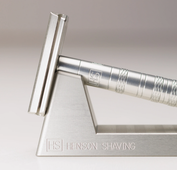 Henson AL13 Mild Safety Razor and Stand Duo Set - The Classic Edge ...