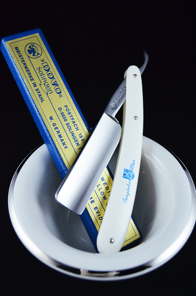 NOS Dovo Bergischer Lowe 6/8 Straight Razor