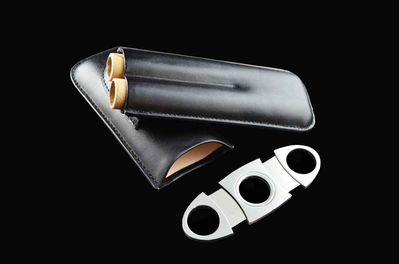 Two Finger Cigar Case With Cutter